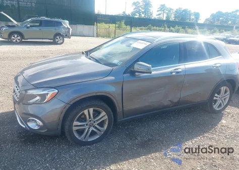2018 Mercedes-Benz Gla 250 4Matic z USA, uszkodzony, nr VIN WDCTG4GB1JJ491594